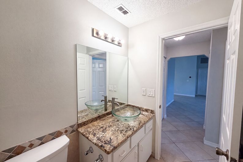 Photo 11 of 18 of 1719 Needle Palm Dr, Edgewater, FL