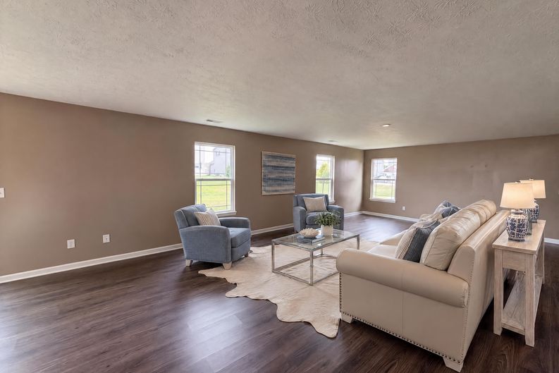 Photo 6 of 23 of 8196 Alyssum Dr, Plainfield, IN