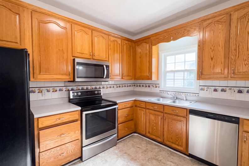 Photo 4 of 39 of 3073 Saratoga Dr, Dalton, GA