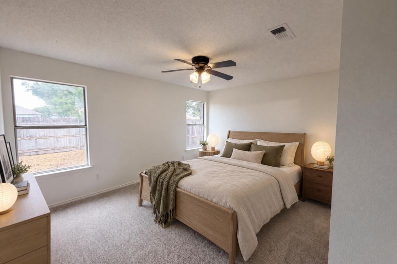 Photo 17 of 31 of 1033 Olivewood Ln, Fort Worth, TX