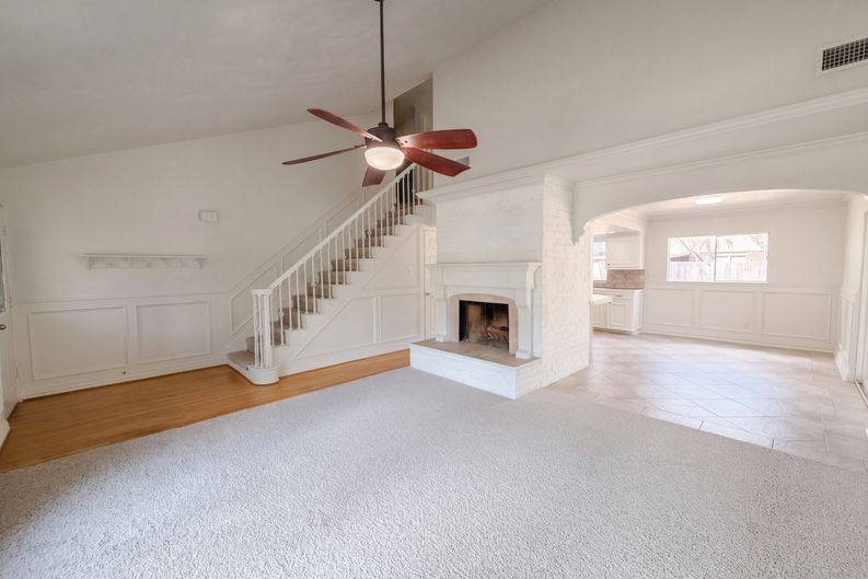 Photo 3 of 18 of 3147 Glade Springs Dr, Kingwood, TX