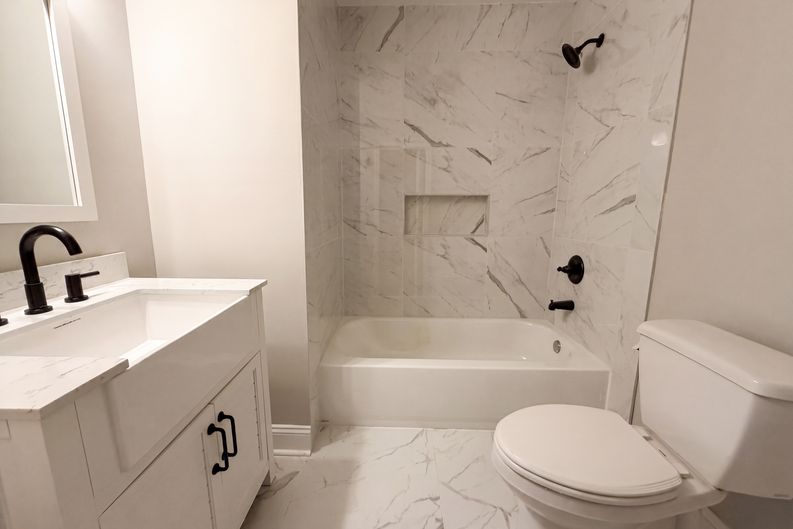 Photo 16 of 27 of 2801 Shades Crest Rd, Vestavia Hills, AL