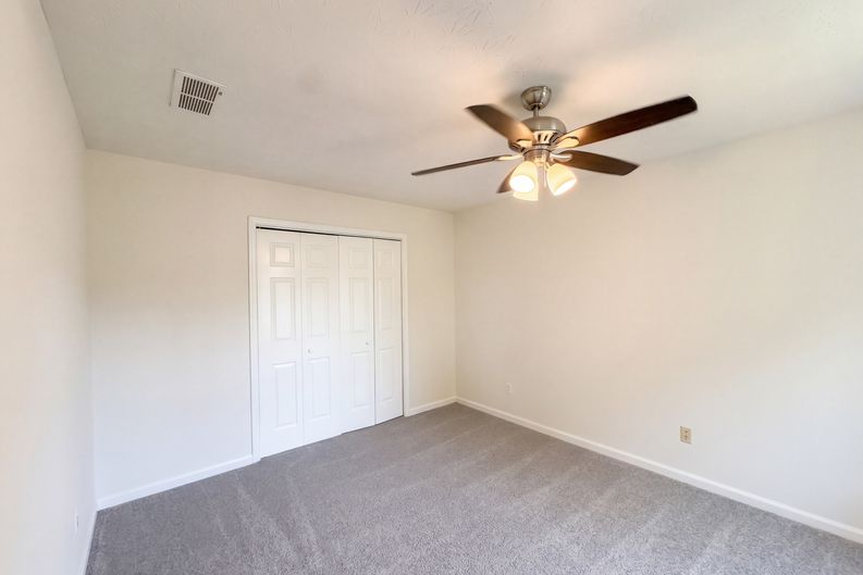 Photo 4 of 23 of 807 Carlton Pointe Pl, Palmetto, GA