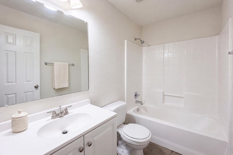 Photo 20 of 25 of 1421 Sparrow Dr, Little Elm, TX
