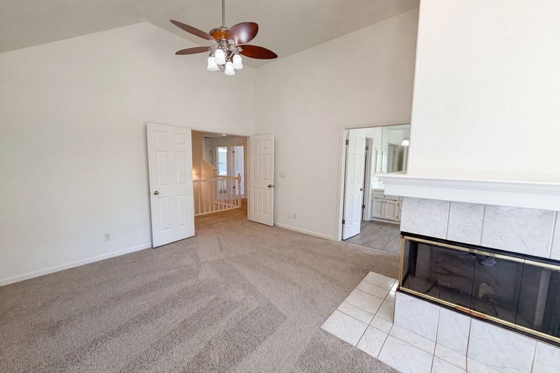 Photo 13 of 31 of 4711 Wildflower Ln, Rocklin, CA