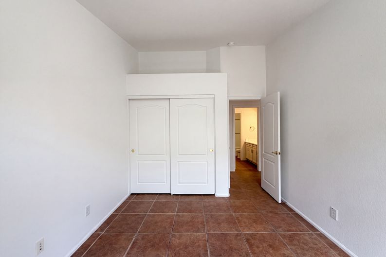 Photo 17 of 30 of 16735 W McKinley St, Goodyear, AZ