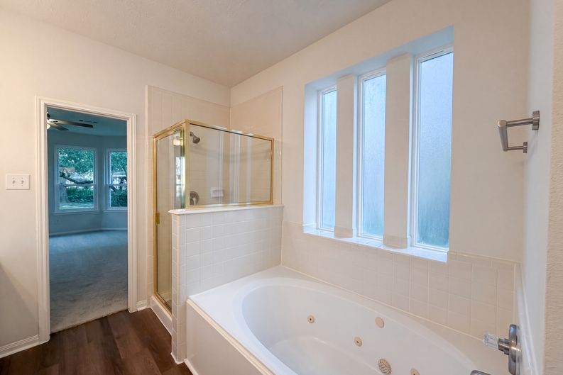 Photo 15 of 22 of 14310 Amyford Ct, Cypress, TX