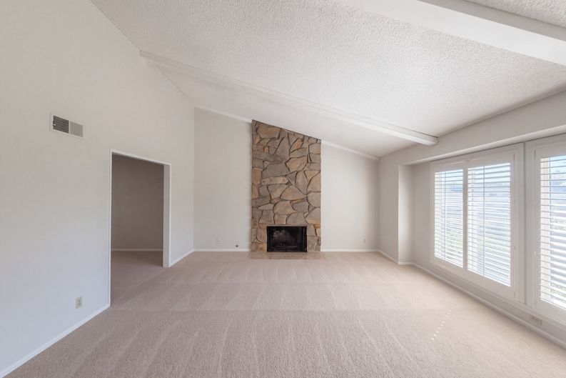 Photo 3 of 33 of 5142 Sumac Ridge Dr, Yorba Linda, CA