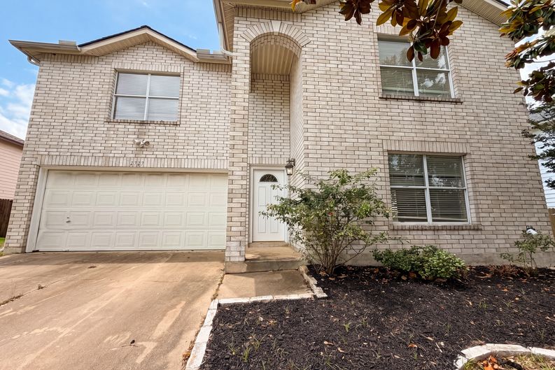 Photo 20 of 22 of 2727 High Point Dr, Round Rock, TX