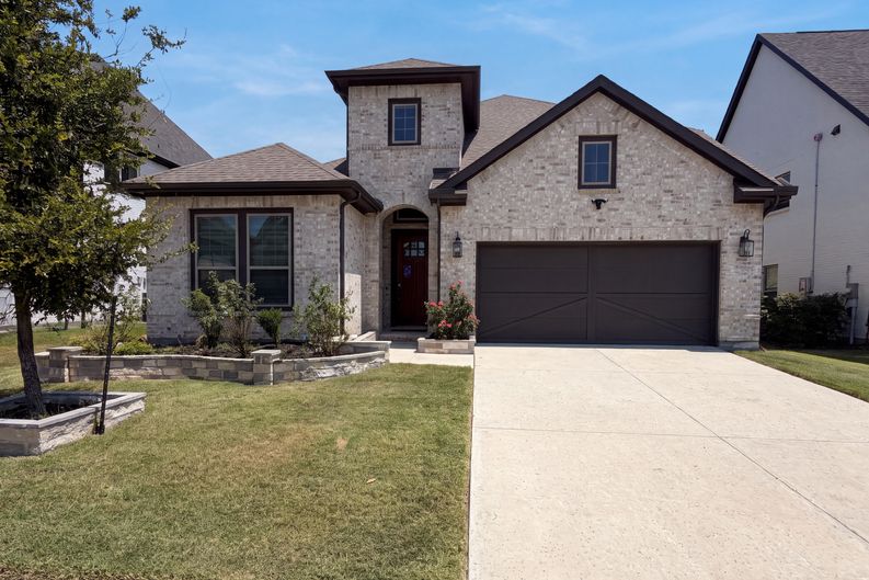 Photo 25 of 28 of 9694 Brackenfield Ln, Frisco, TX