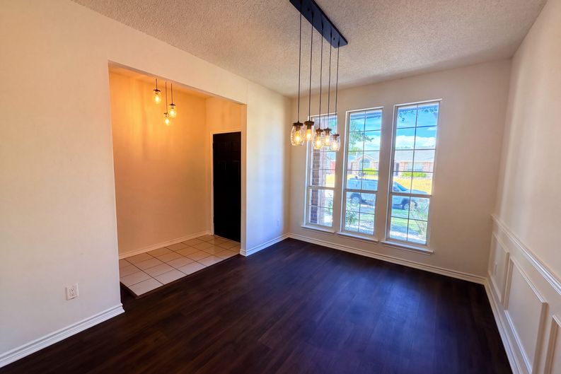 Photo 8 of 17 of 2522 Palisades Pl, Mesquite, TX