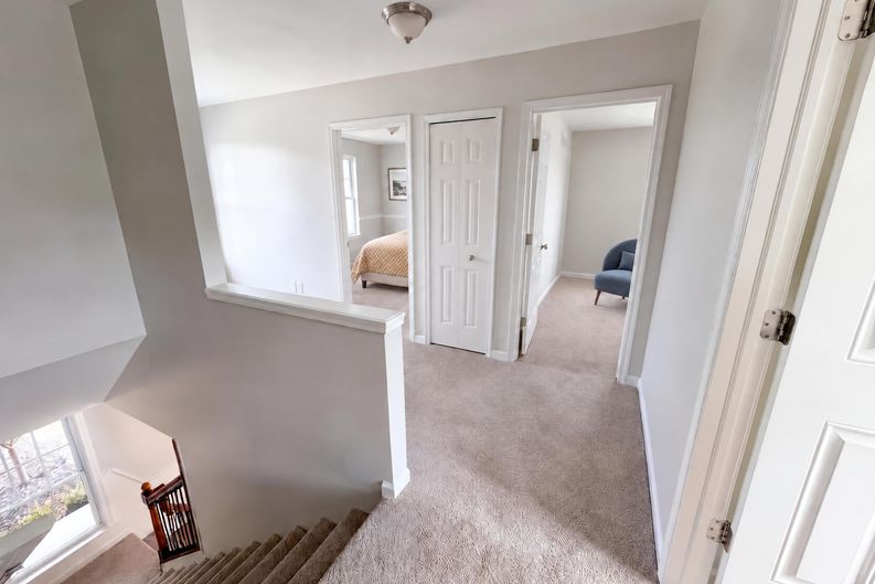 Photo 12 of 44 of 42824 Greystone Dr, Sterling Heights, MI