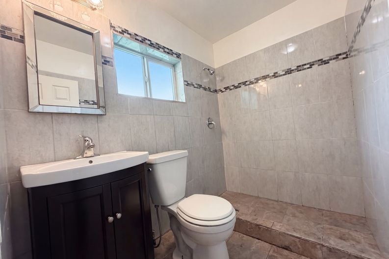 Photo 16 of 42 of 11950 Lee Ave, Adelanto, CA