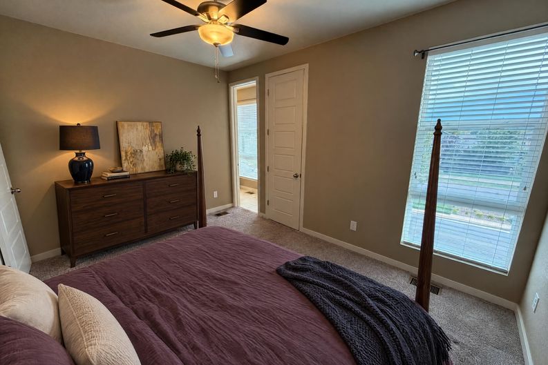 Photo 12 of 20 of 15738 E Broncos Pl, Englewood, CO