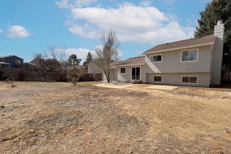 Photo 5 of 26 of 1146 S Cathay St, Aurora, CO