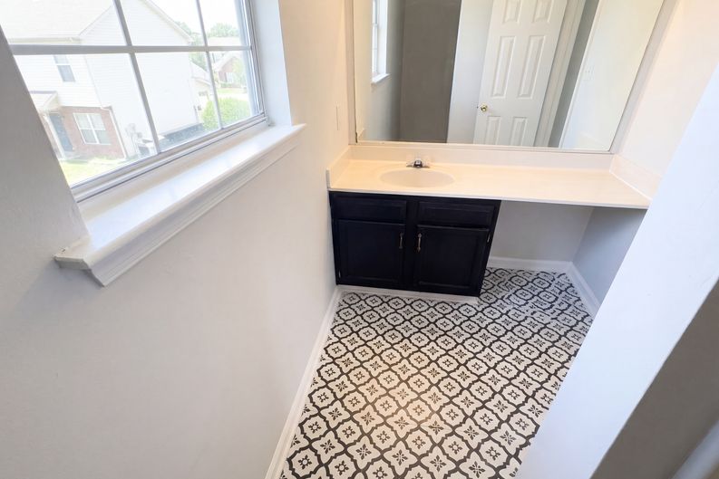 Photo 20 of 25 of 625 E Princess Anne Rd, Norfolk, VA