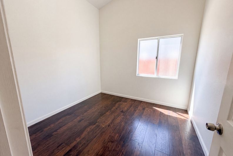 Photo 7 of 19 of 13154 Oberlin Ave, Victorville, CA