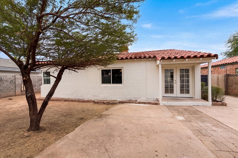 Photo 5 of 22 of 1835 E Palm Ln, Phoenix, AZ