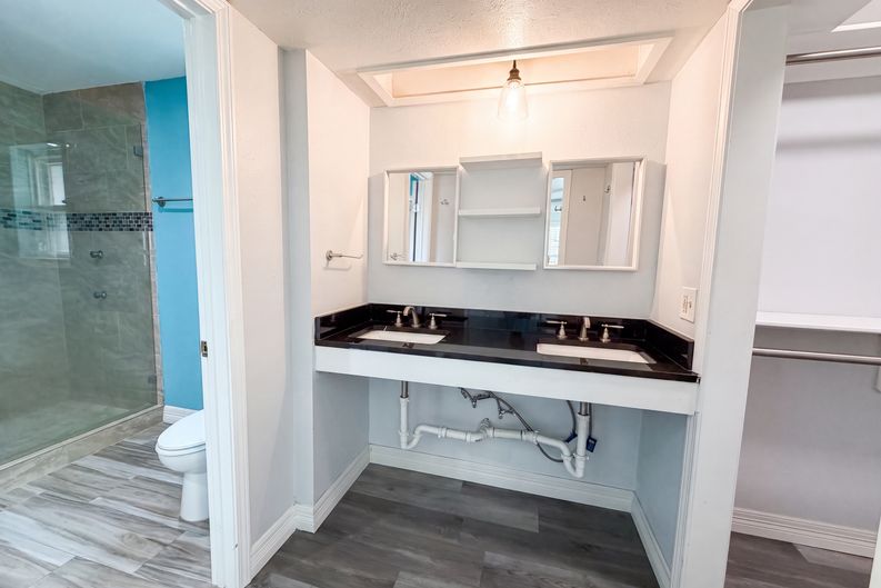 Photo 14 of 21 of 9314 Deanwood St, Houston, TX