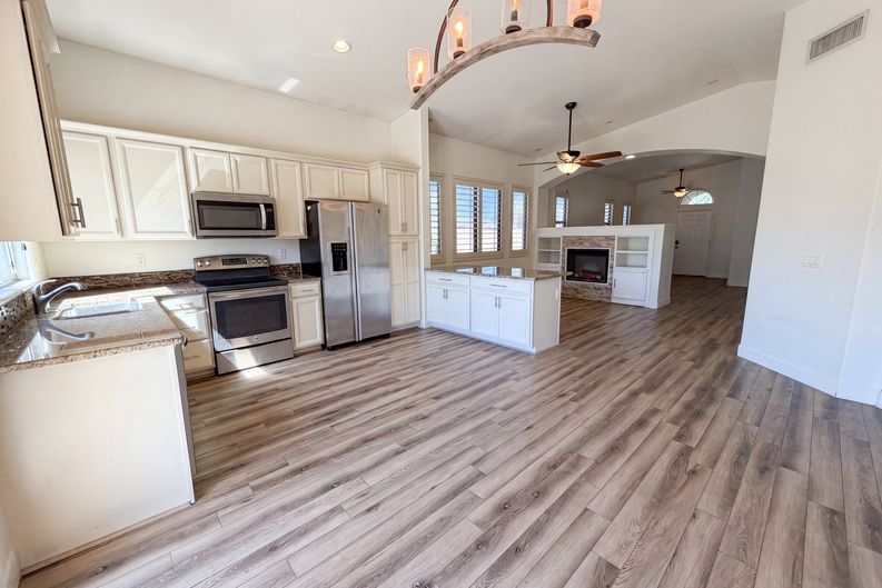 Photo 7 of 29 of 3951 E Timberline Rd, Gilbert, AZ