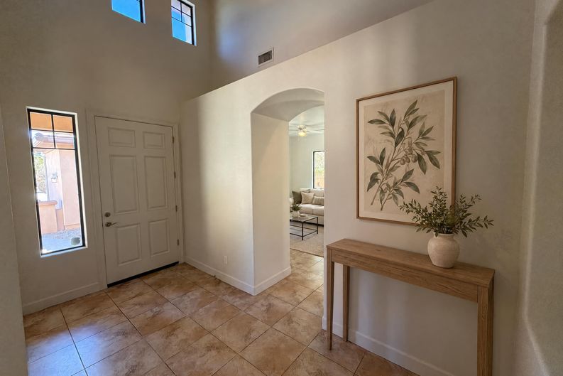 Photo 10 of 23 of 16148 W Glenrosa Ave, Goodyear, AZ