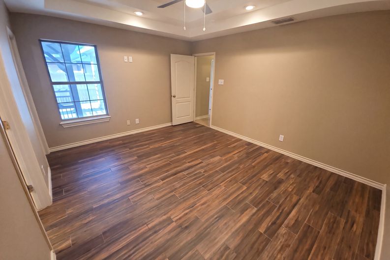 Photo 14 of 18 of 4517 Vanessita Ct, Laredo, TX