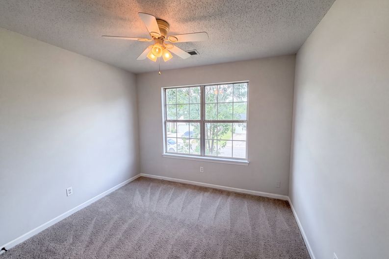 Photo 8 of 24 of 220 Longshadow Dr, Lexington, SC