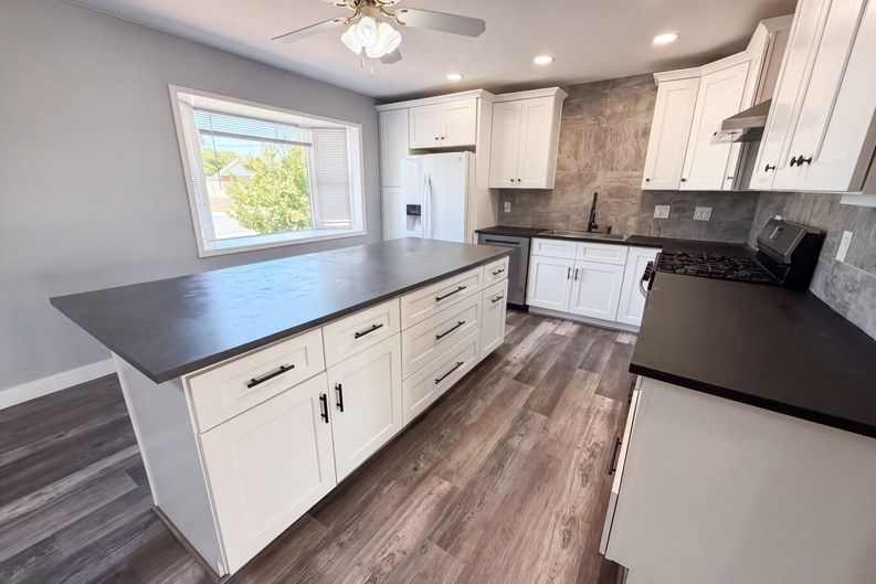 Photo 8 of 25 of 7329 E Lewis Ave, Scottsdale, AZ