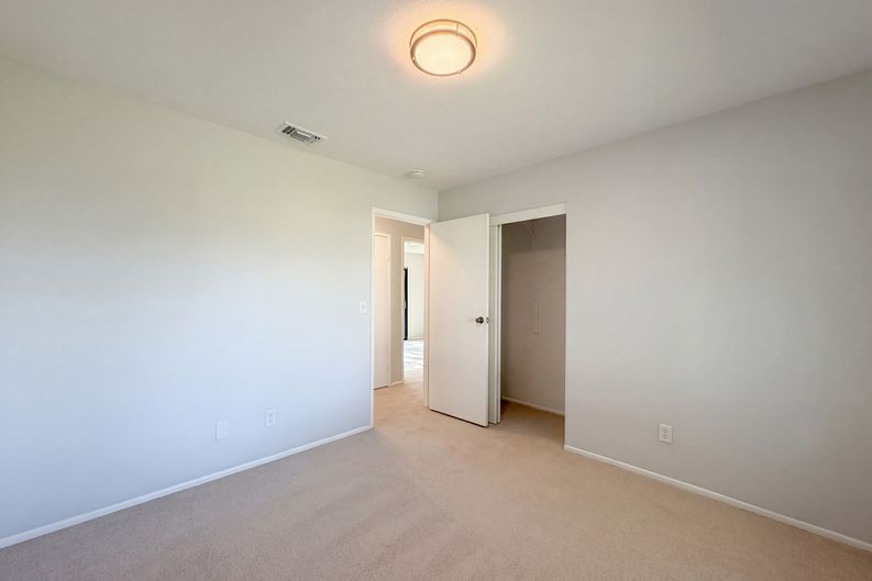 Photo 15 of 21 of 2785 Bonita Dr, Highland, CA