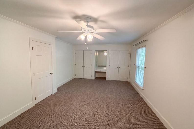 Photo 4 of 24 of 112 Queensferry Rd, Cary, NC