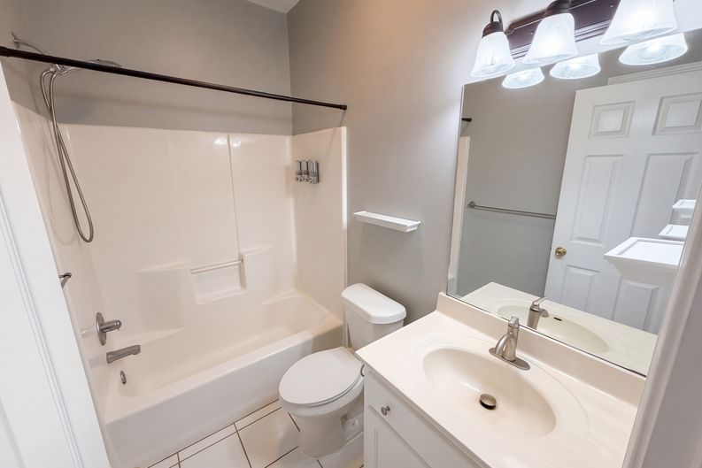 Photo 18 of 20 of 940 Cider Ridge Ct, Clarkesville, GA