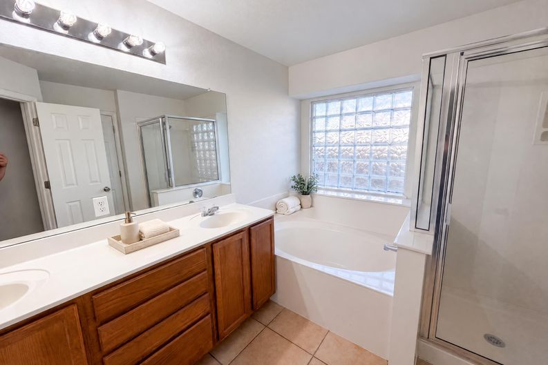 Photo 13 of 19 of 404 Timothy John Dr, Pflugerville, TX