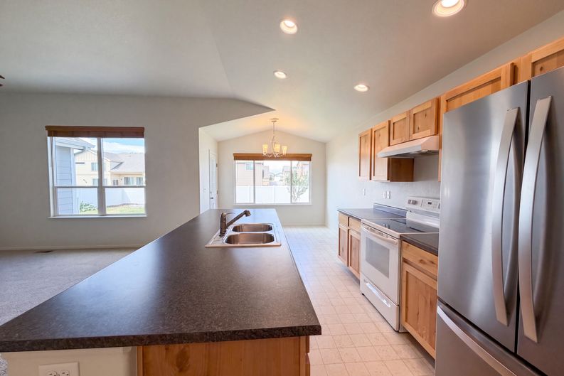 Photo 9 of 40 of 1542 Water Vista Ln, Windsor, CO