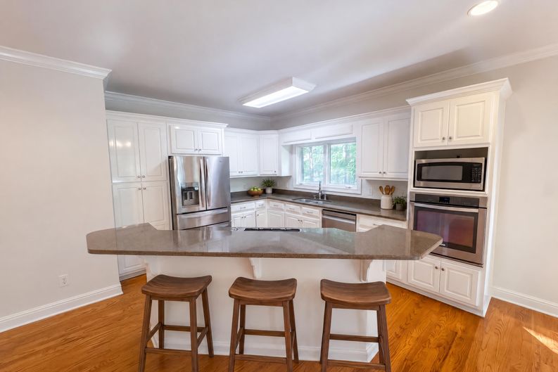 Photo 6 of 42 of 133 Rocky Waters Cir, Cullman, AL