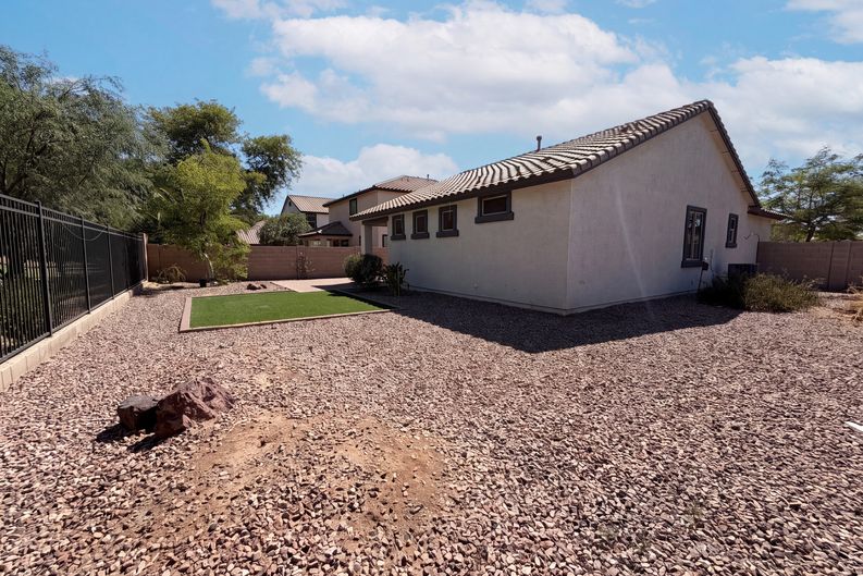 Photo 18 of 21 of 4541 S Merriman Way, Gilbert, AZ