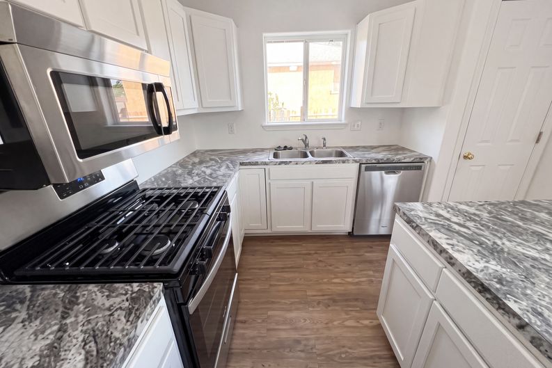 Photo 9 of 22 of 803 Magnolia St, Alamogordo, NM