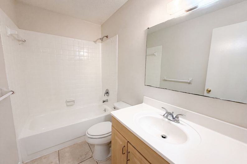 Photo 15 of 20 of 4209 E Alene Dr, Tampa, FL