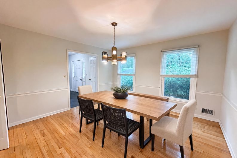 Photo 6 of 35 of 101 Wexford Way, Basking Ridge, NJ