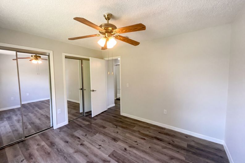 Photo 17 of 33 of 1750 Evergreen Ct, Kissimmee, FL