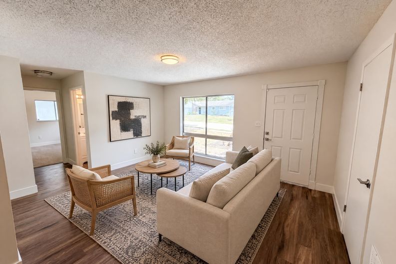 Photo 3 of 25 of 2768 Galatian Pl, Orlando, FL