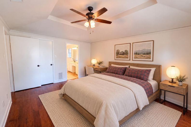 Photo 4 of 19 of 512 W Jefferson St, Wylie, TX