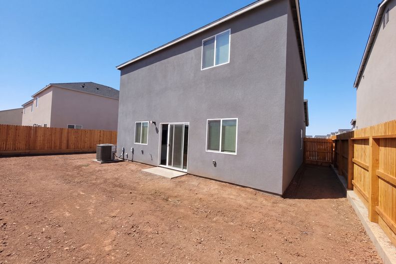 Photo 5 of 18 of 3267 Carambola Ave, Clovis, CA