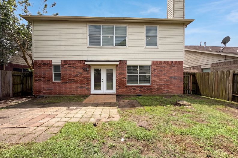 Photo 5 of 23 of 11918 Sonora Springs Dr, Tomball, TX