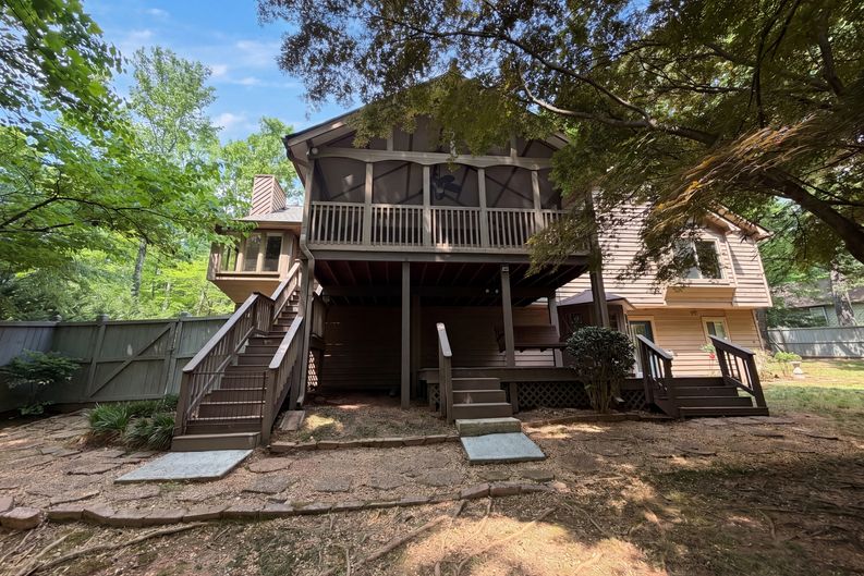 Photo 5 of 53 of 4958 Scotts Creek Trl, Peachtree Corners, GA