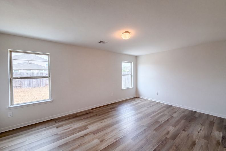 Photo 11 of 16 of 4814 Westfield Pines Dr, Katy, TX