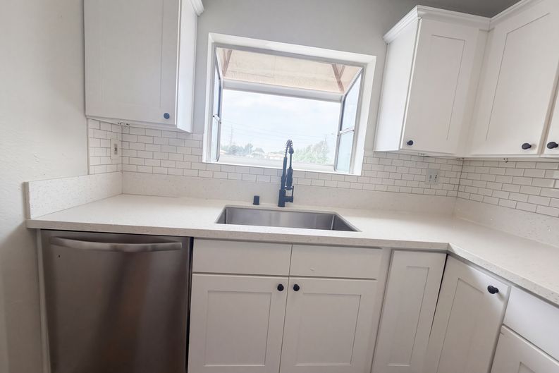 Photo 6 of 25 of 12032 Orange St, Norwalk, CA