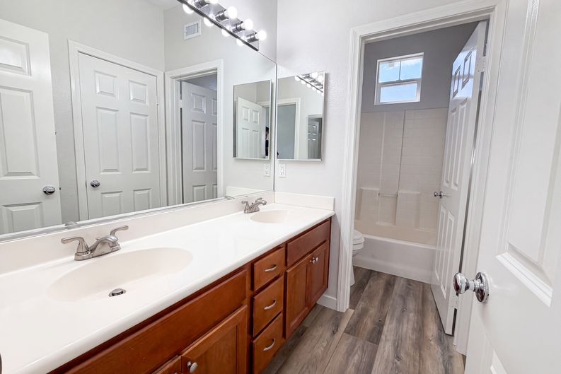 Photo 17 of 25 of 41534 King Palm Ave, Murrieta, CA