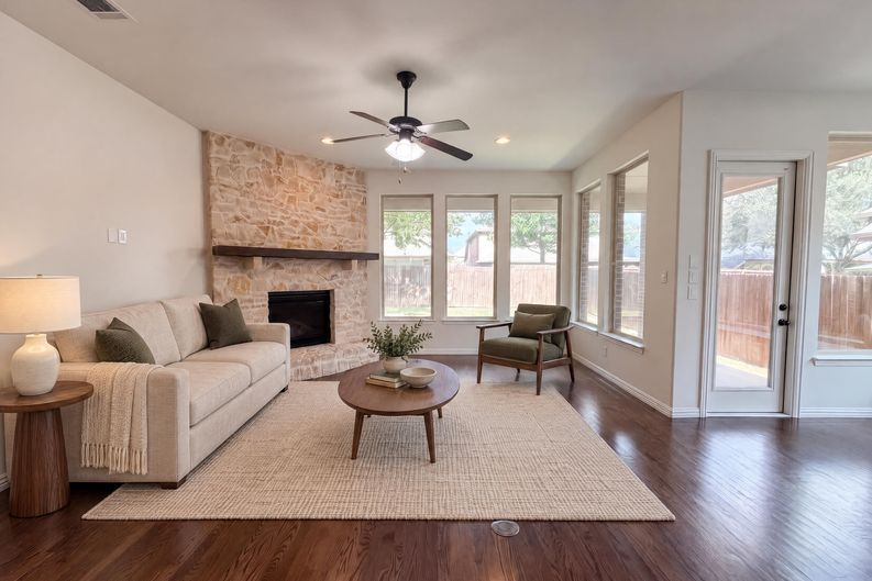 Photo 7 of 23 of 5112 Fringetree Dr, McKinney, TX