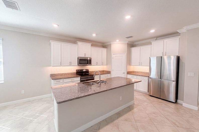 Photo 6 of 32 of 31351 Cannon Rush Dr, San Antonio, FL