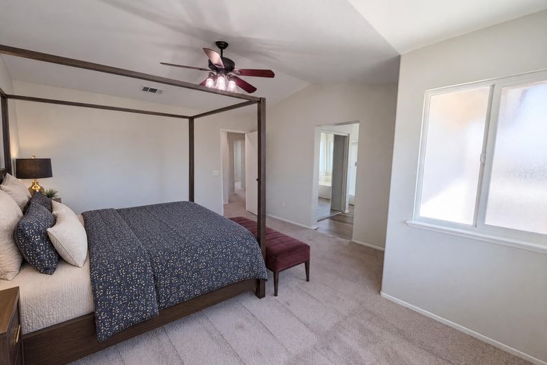 Photo 11 of 26 of 2371 W Via Bello Dr, Rialto, CA